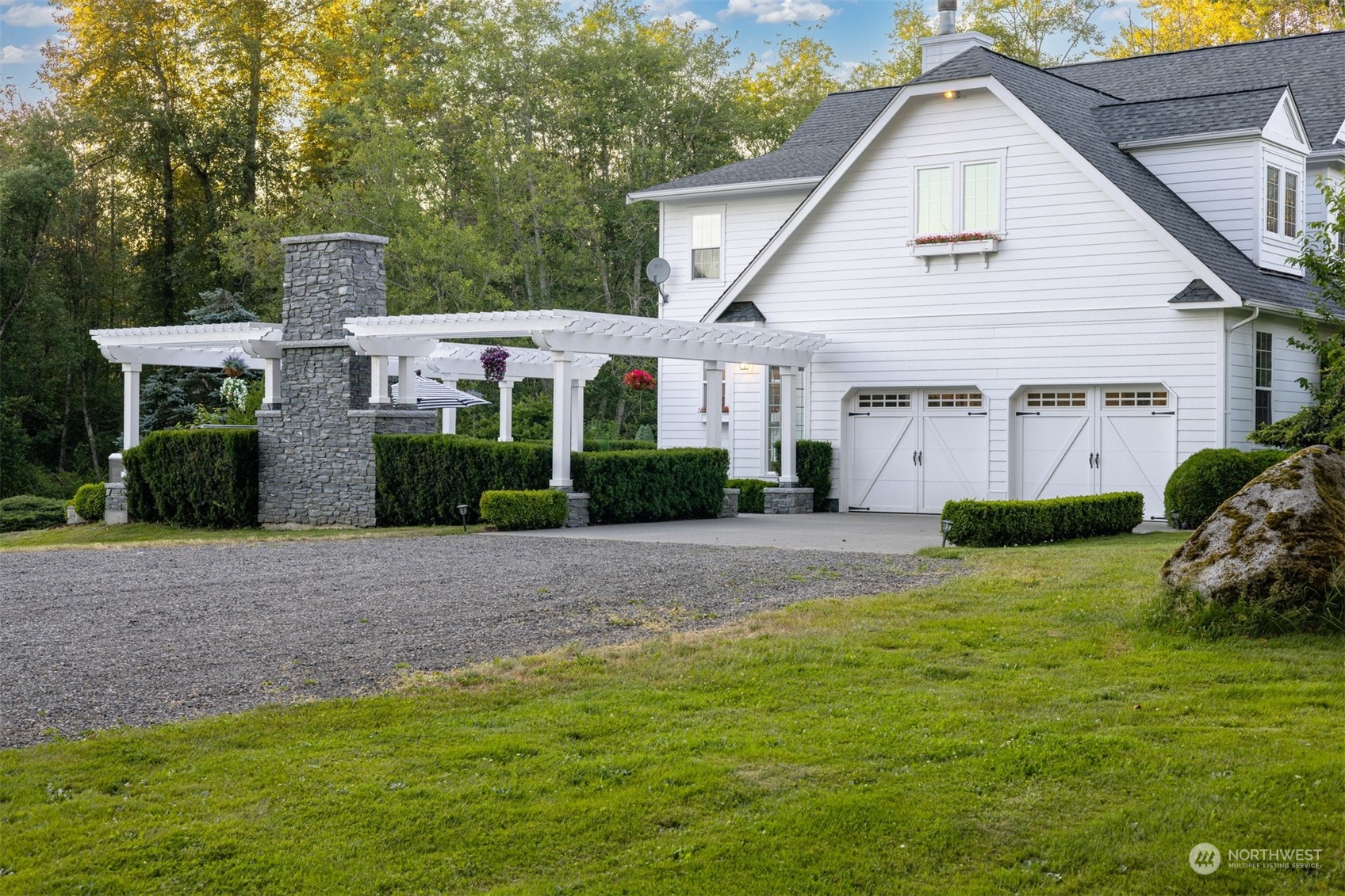9563 Sunrise Road Blaine, WA 98230 - Photo 5 of 40 Gallery Image 5