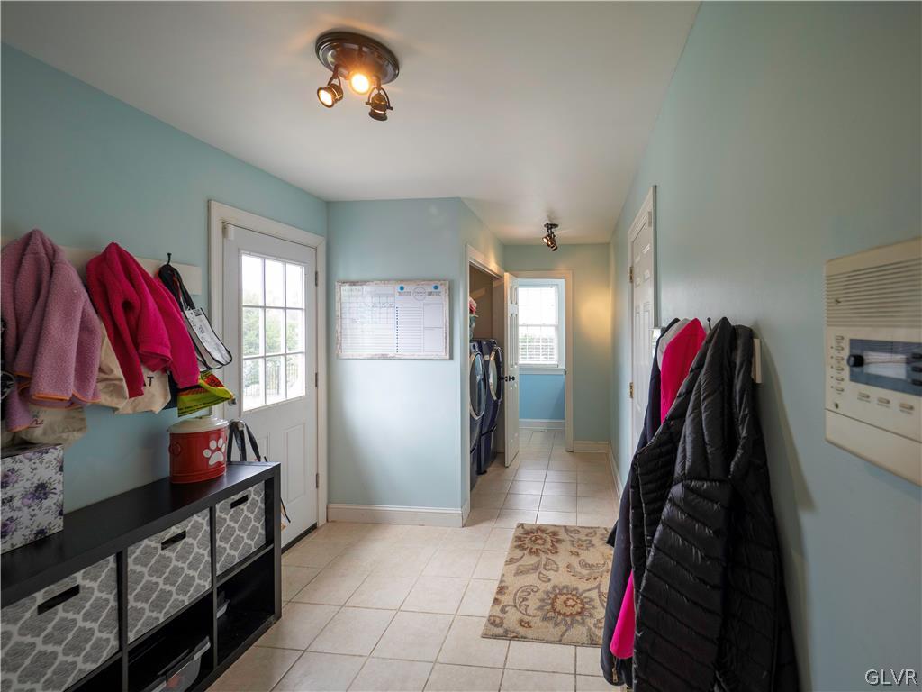 102 Sutton Road Easton, PA 18045 - Photo 13 of 43 Gallery Image 13