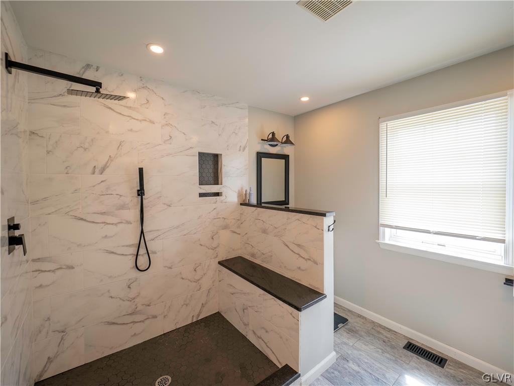 102 Sutton Road Easton, PA 18045 - Photo 28 of 43 Gallery Image 28