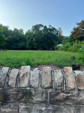 a view of a bird bath