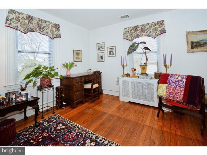 82 Academy Road Bala Cynwyd, PA 19004 - Photo 11 of 20 Bedroom - Main