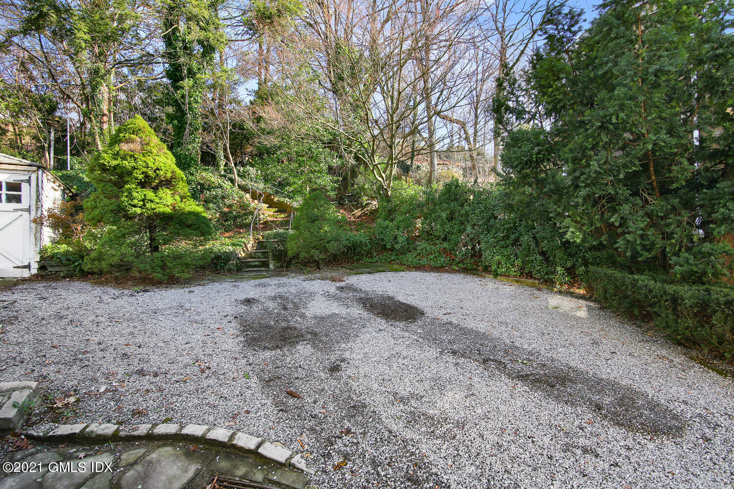 17 Pemberwick Road Greenwich, CT 06831 - Photo 15 of 21 17 Pemberwick Rd Greenwich CT-large-030-