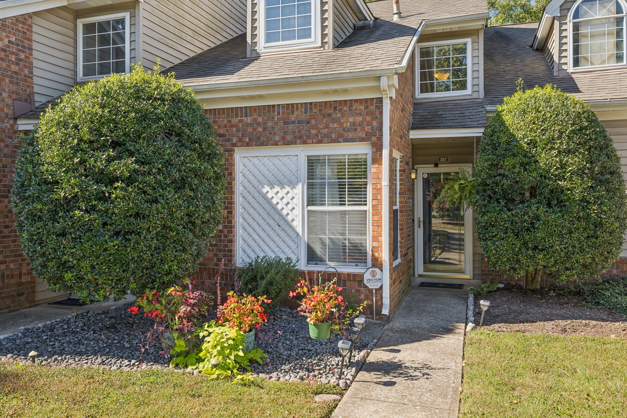 357 Yorkshire Circle Nashville, TN 37211 - Photo 1 of 44 a front view of a house
