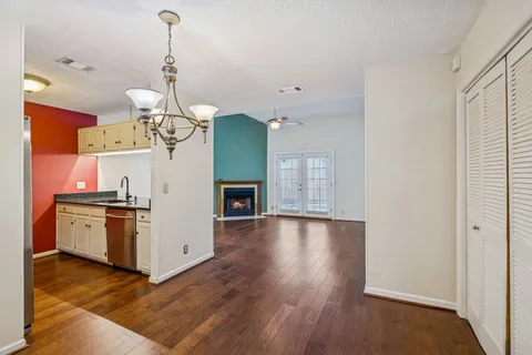 $318,650 | 357 Yorkshire Circle, Nashville, TN 37211