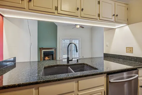 $318,650 | 357 Yorkshire Circle, Nashville, TN 37211