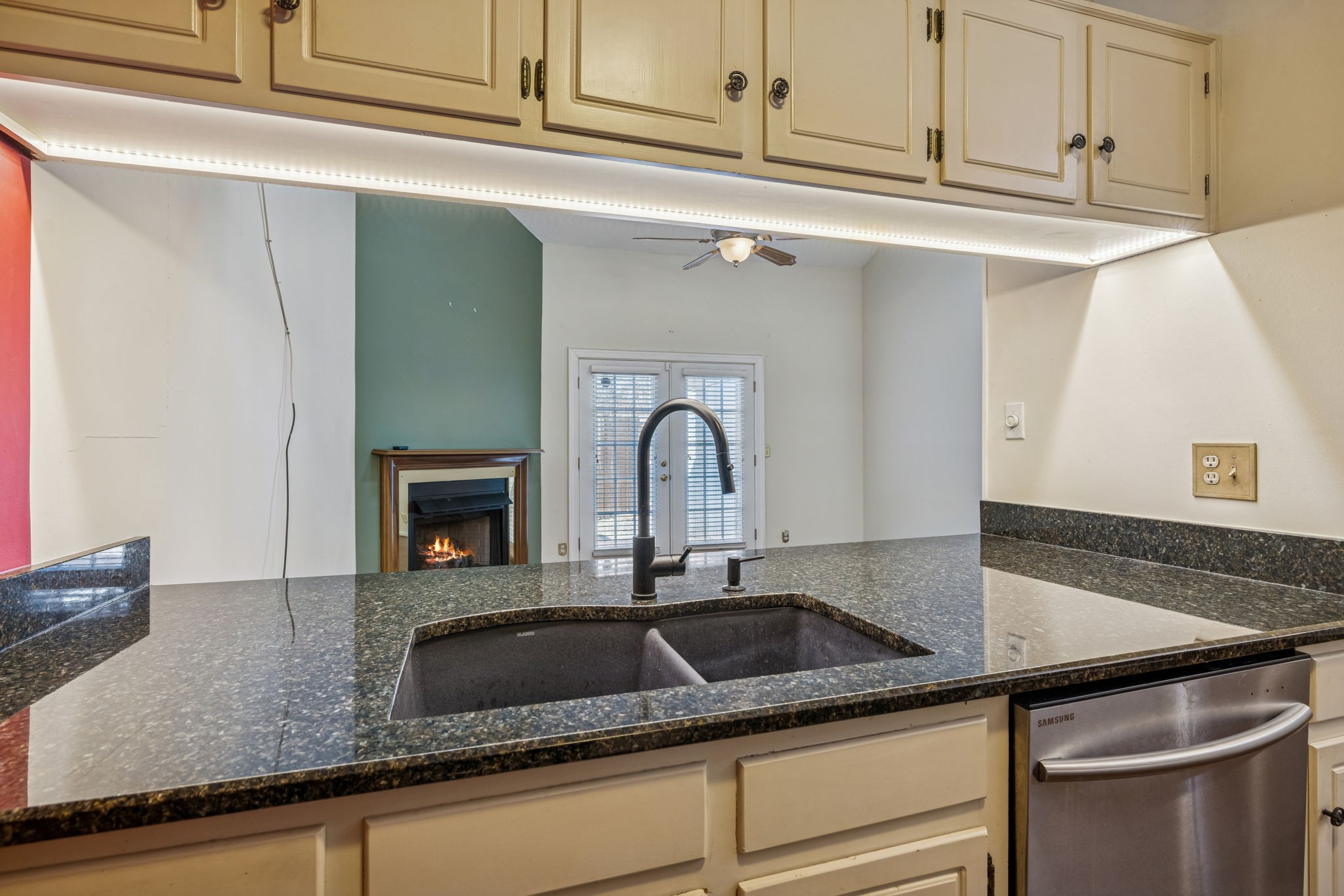 357 Yorkshire Circle Nashville, TN 37211 - Photo 23 of 44 a kitchen with granite countertop a sink and cabinets