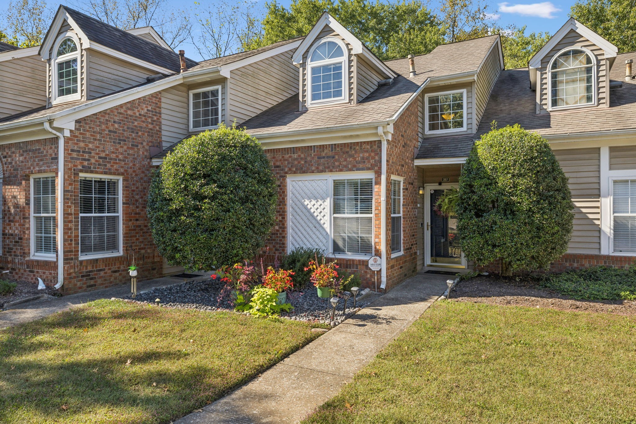 357 Yorkshire Circle Nashville, TN 37211 - Photo 3 of 44 a front view of a house with a yard