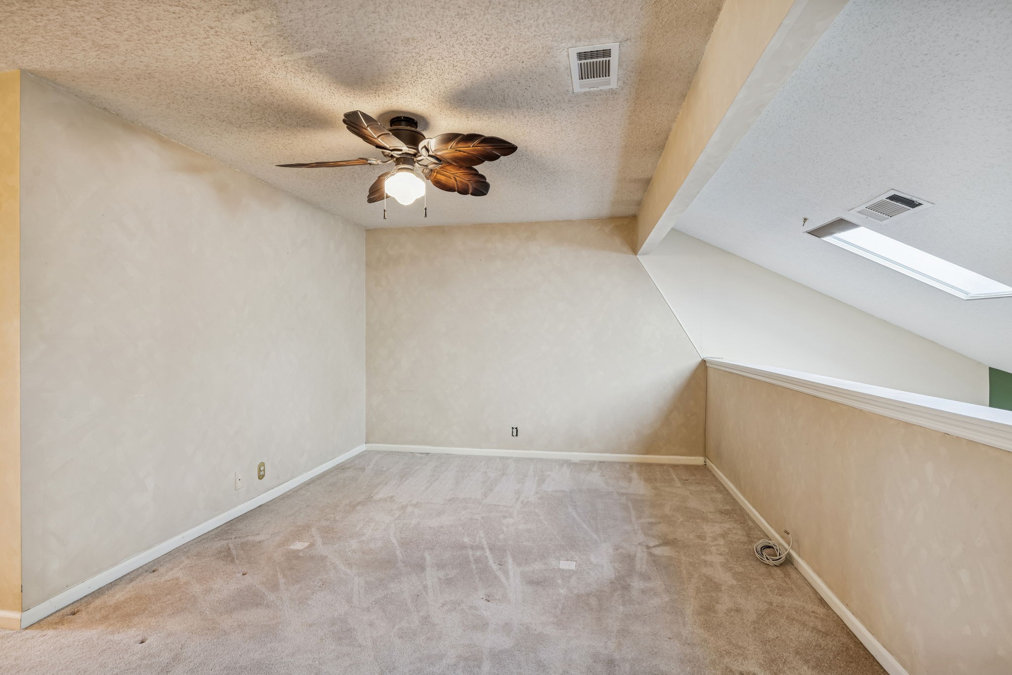 357 Yorkshire Circle Nashville, TN 37211 - Photo 34 of 44 a view of room with a ceiling fan and window