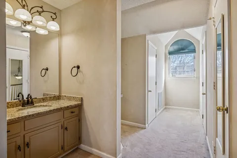 $318,650 | 357 Yorkshire Circle, Nashville, TN 37211