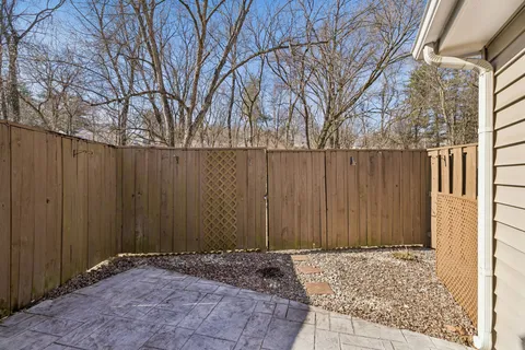 $318,650 | 357 Yorkshire Circle, Nashville, TN 37211