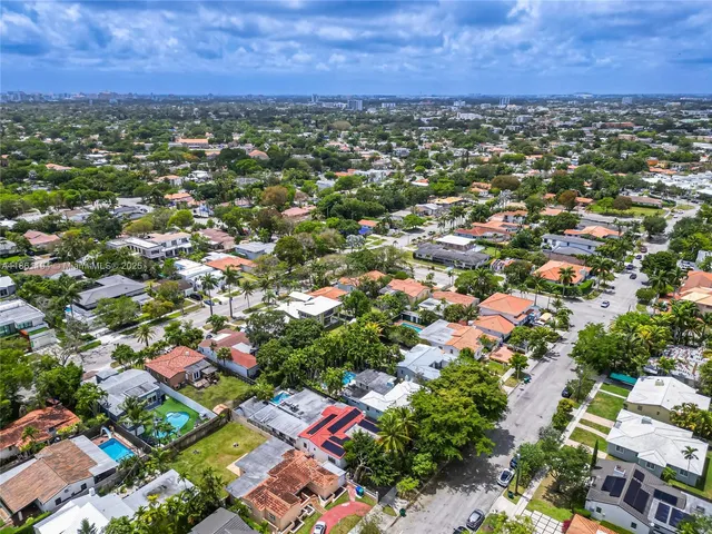 $2,150,000 | 520 Southwest 22nd Road, Miami, FL 33129