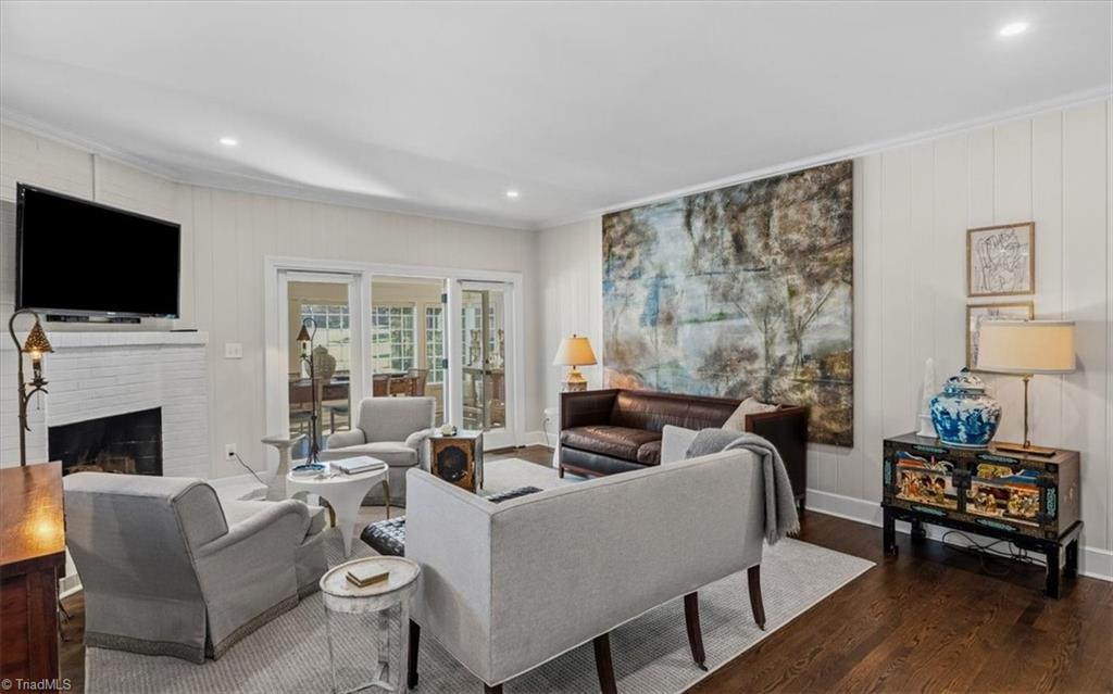 1902 Pembroke Road Greensboro, NC 27408 - Photo 16 of 32