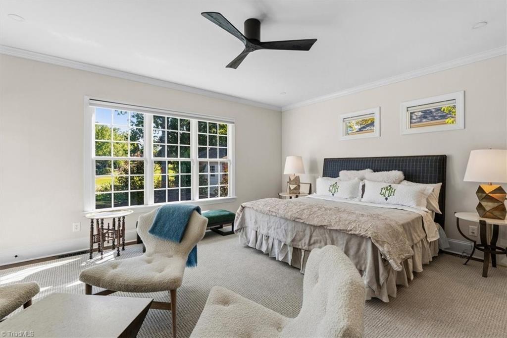 1902 Pembroke Road Greensboro, NC 27408 - Photo 18 of 32