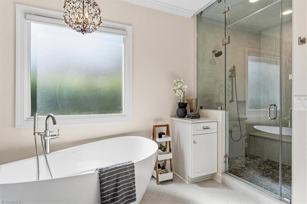 1902 Pembroke Road Greensboro, NC 27408 - Photo 20 of 32