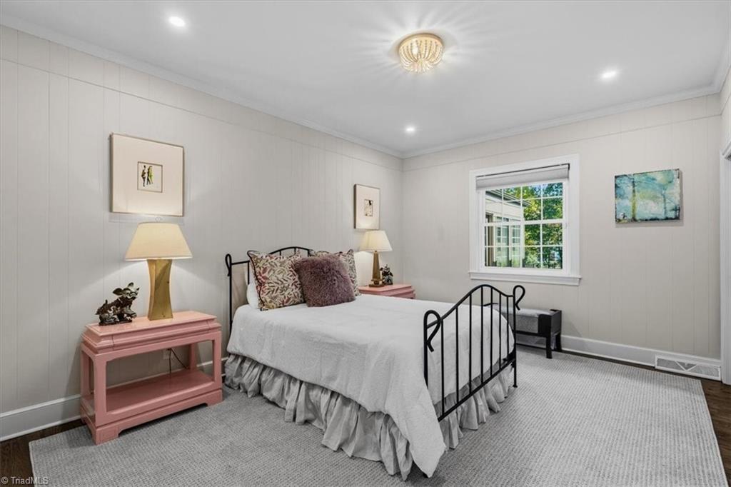 1902 Pembroke Road Greensboro, NC 27408 - Photo 22 of 32