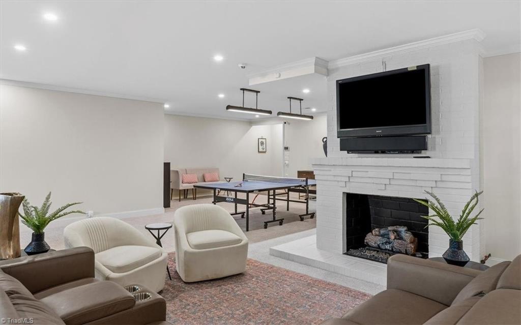 1902 Pembroke Road Greensboro, NC 27408 - Photo 29 of 32