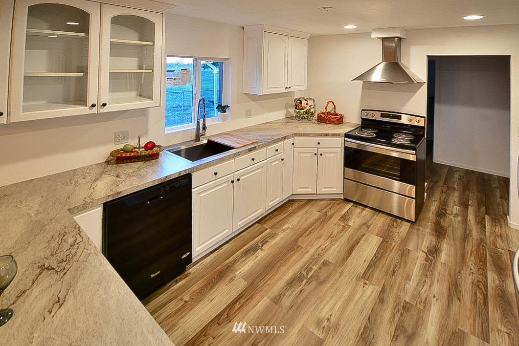 10924 Clark Road Southeast, Unit 8 Yelm, WA 98597 - Photo 14 of 35 Gallery Image 14