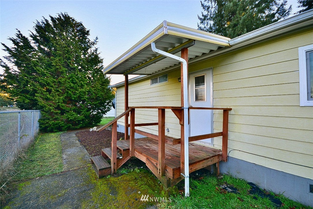 10924 Clark Road Southeast, Unit 8 Yelm, WA 98597 - Photo 33 of 35 Gallery Image 33