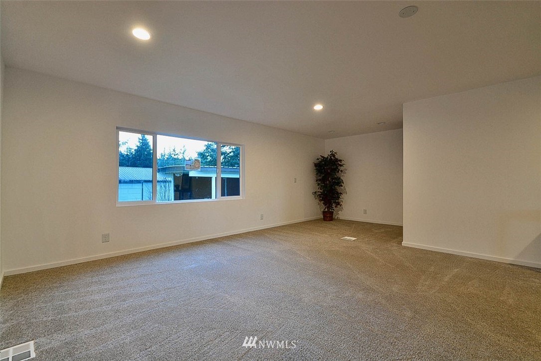 10924 Clark Road Southeast, Unit 8 Yelm, WA 98597 - Photo 8 of 35 Gallery Image 8