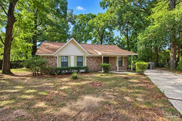 $1,425 | 405 Cornwall Circle, Pensacola, FL 32514