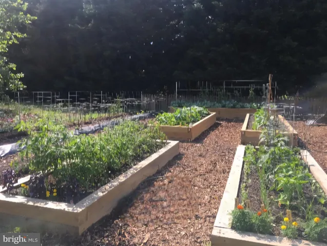 $699,950 | 25706 Edgeview Road, Royal Oak, MD 21662