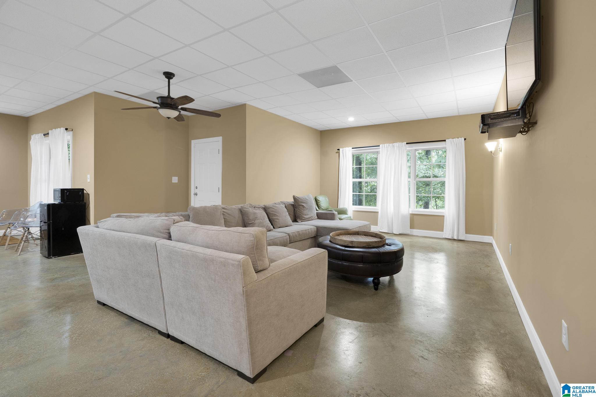 320 Turnberry Road Hoover, AL 35244 - Photo 33 of 42