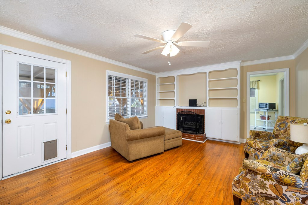 212 Nash Street Sumter, SC 29150 - Photo 12 of 32