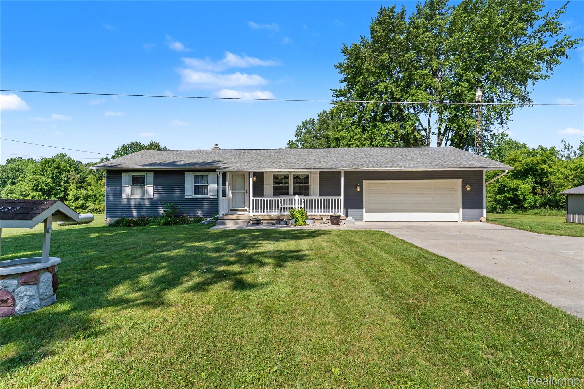 4427 North Washburn Road Davison, MI 48423 - Photo 1 of 37 Welcome to 4427 N Washburn Road.