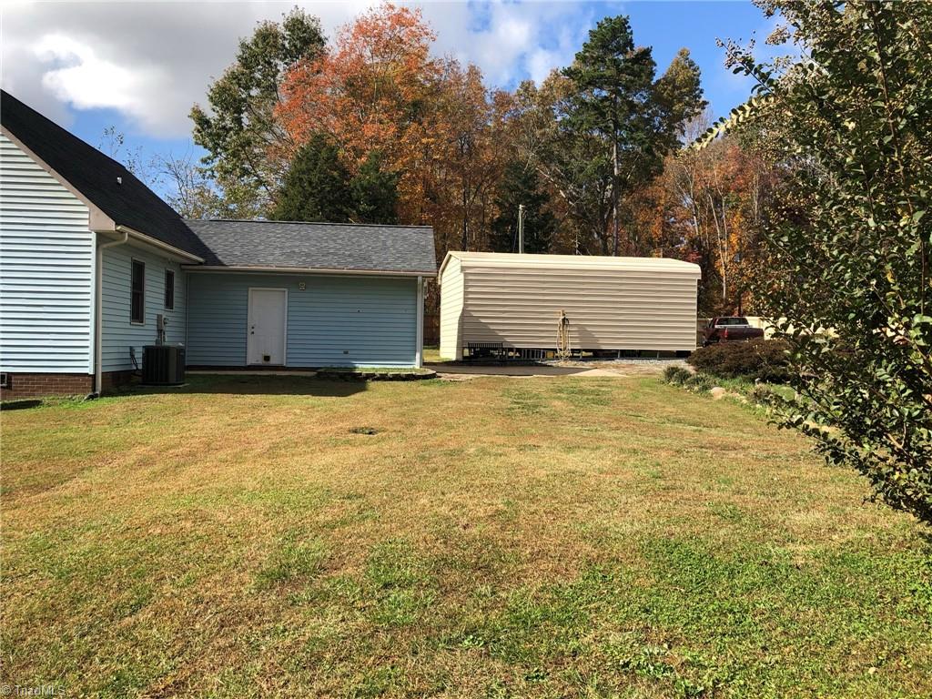 404 Lee Parks Road Lexington, NC 27292 - Photo 12 of 50 Gallery Image 12