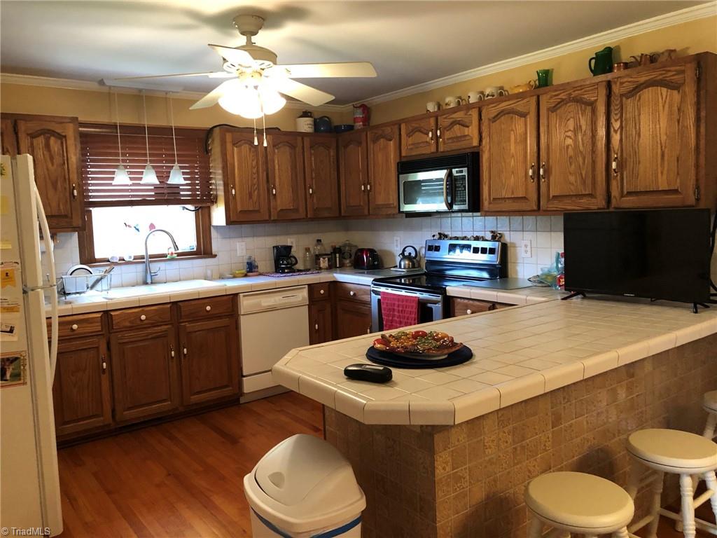 404 Lee Parks Road Lexington, NC 27292 - Photo 36 of 50 Gallery Image 36