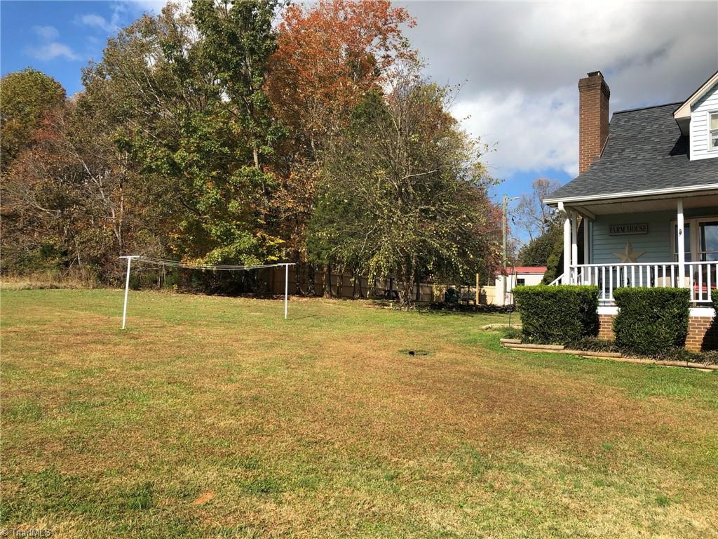 404 Lee Parks Road Lexington, NC 27292 - Photo 6 of 50 Gallery Image 6
