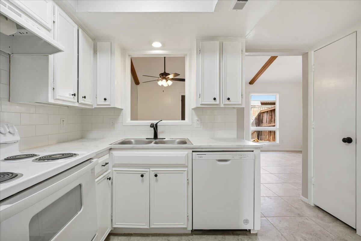 5744 38th Street Lubbock, TX 79407 - Photo 12 of 29 12-nmls-12