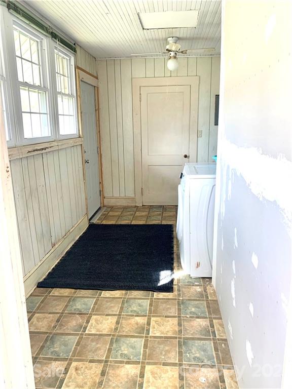 559 Thompson Cove Road Clyde, NC 28721 - Photo 27 of 36 a view of front door