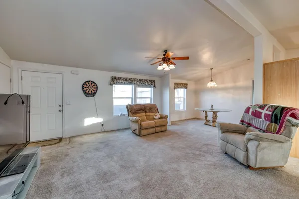 $1,800 | 1941 North Academy Avenue, Sanger, CA 93657