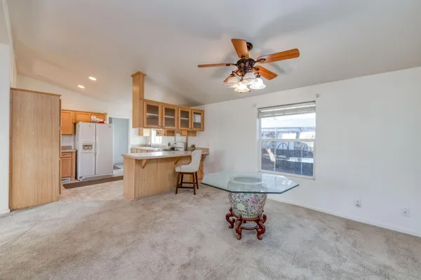 $1,800 | 1941 North Academy Avenue, Sanger, CA 93657