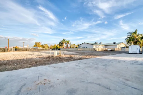 $1,800 | 1941 North Academy Avenue, Sanger, CA 93657