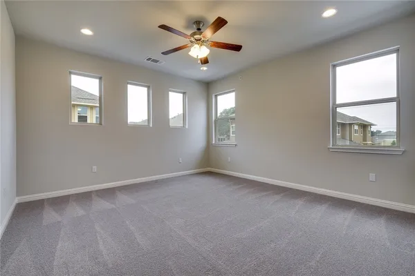$2,500 | 13800 Lyndhurst Street, Unit 296, Austin, TX 78717