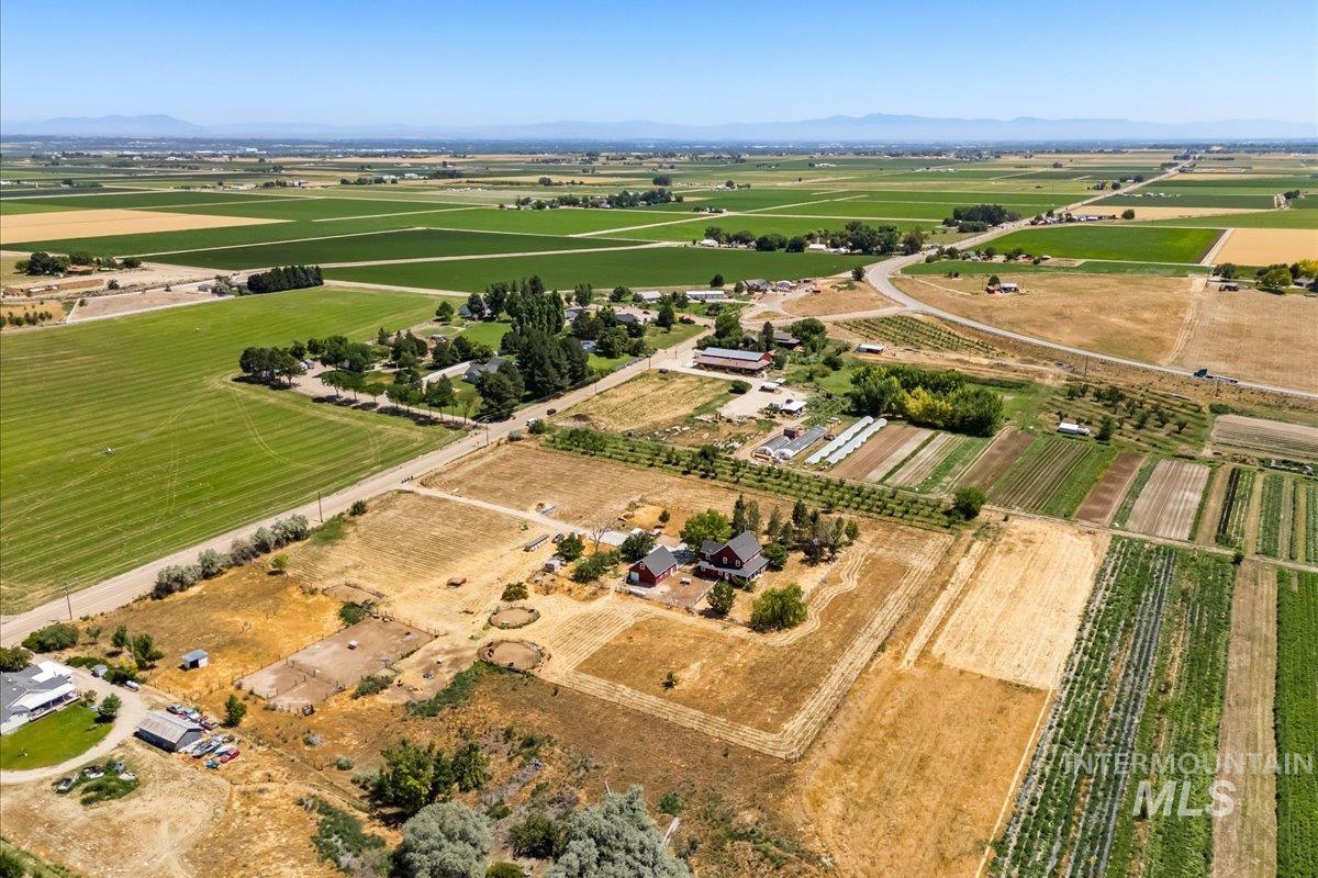 20169 Hoskins Road Caldwell, ID 83607 - Photo 14 of 46