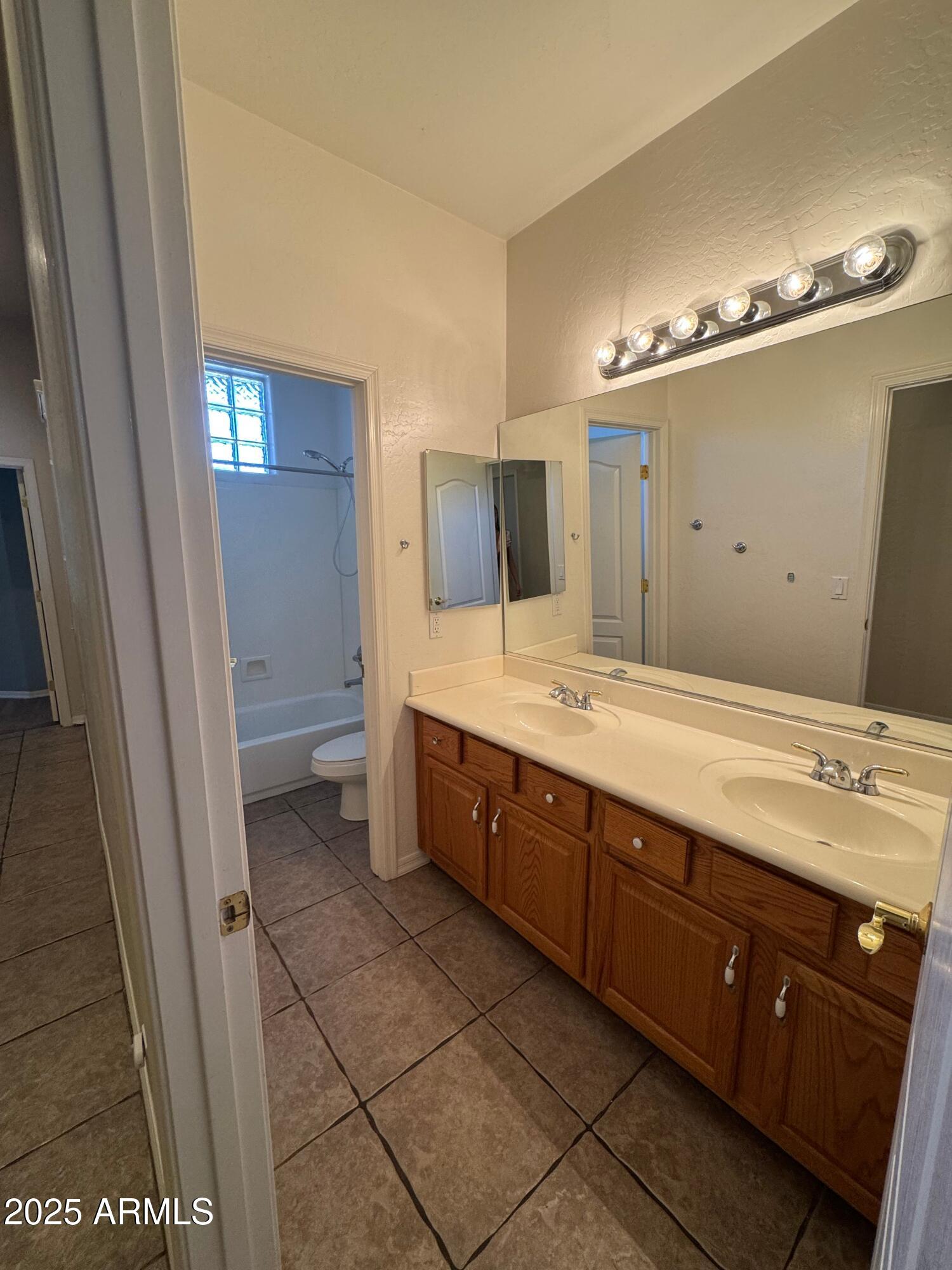 635 West Longhorn Drive Chandler, AZ 85286 - Photo 7 of 20 original (6)