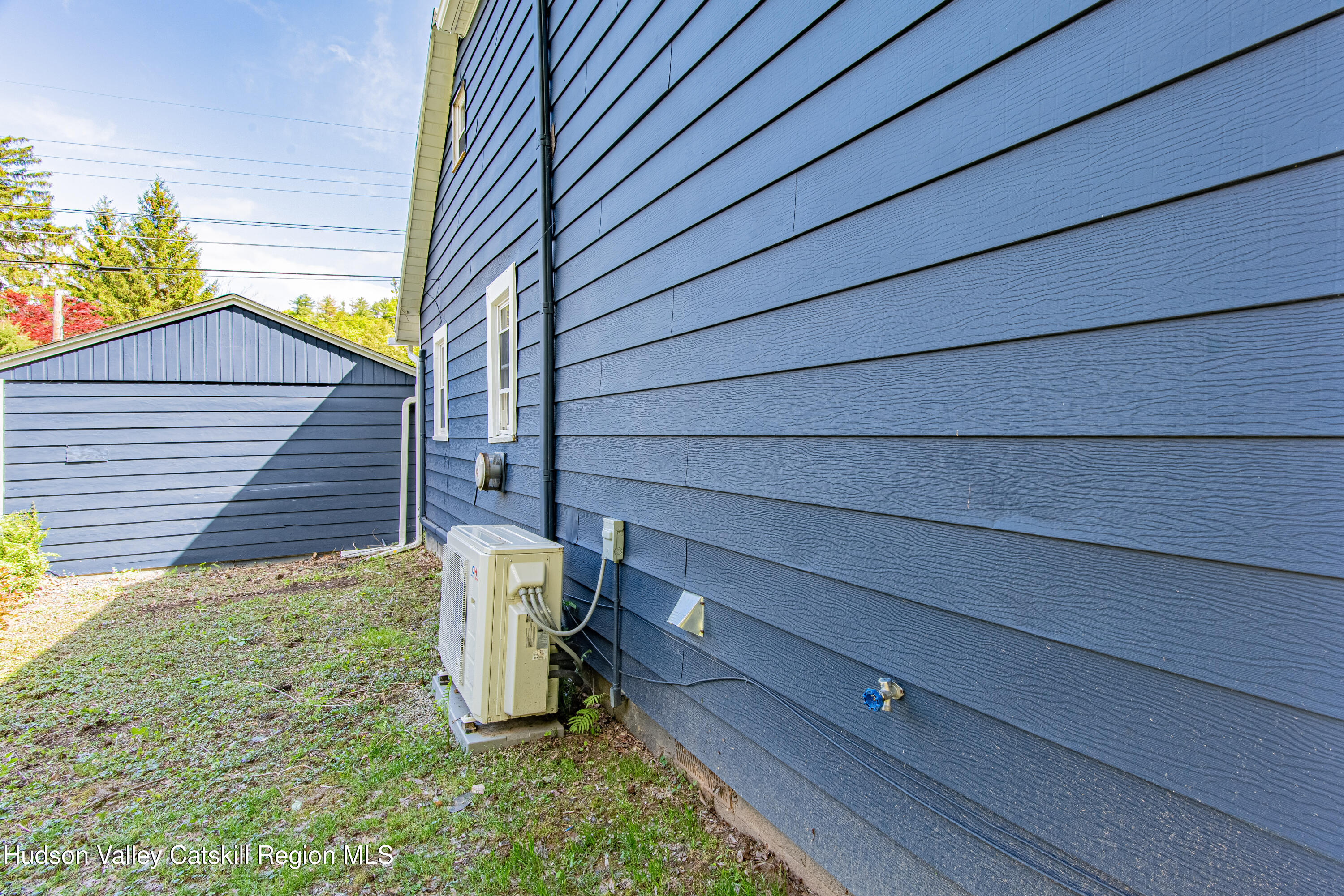 148 Esopus Creek Road Saugerties, NY 12477 - Photo 7 of 40 _DSC3127-HDR