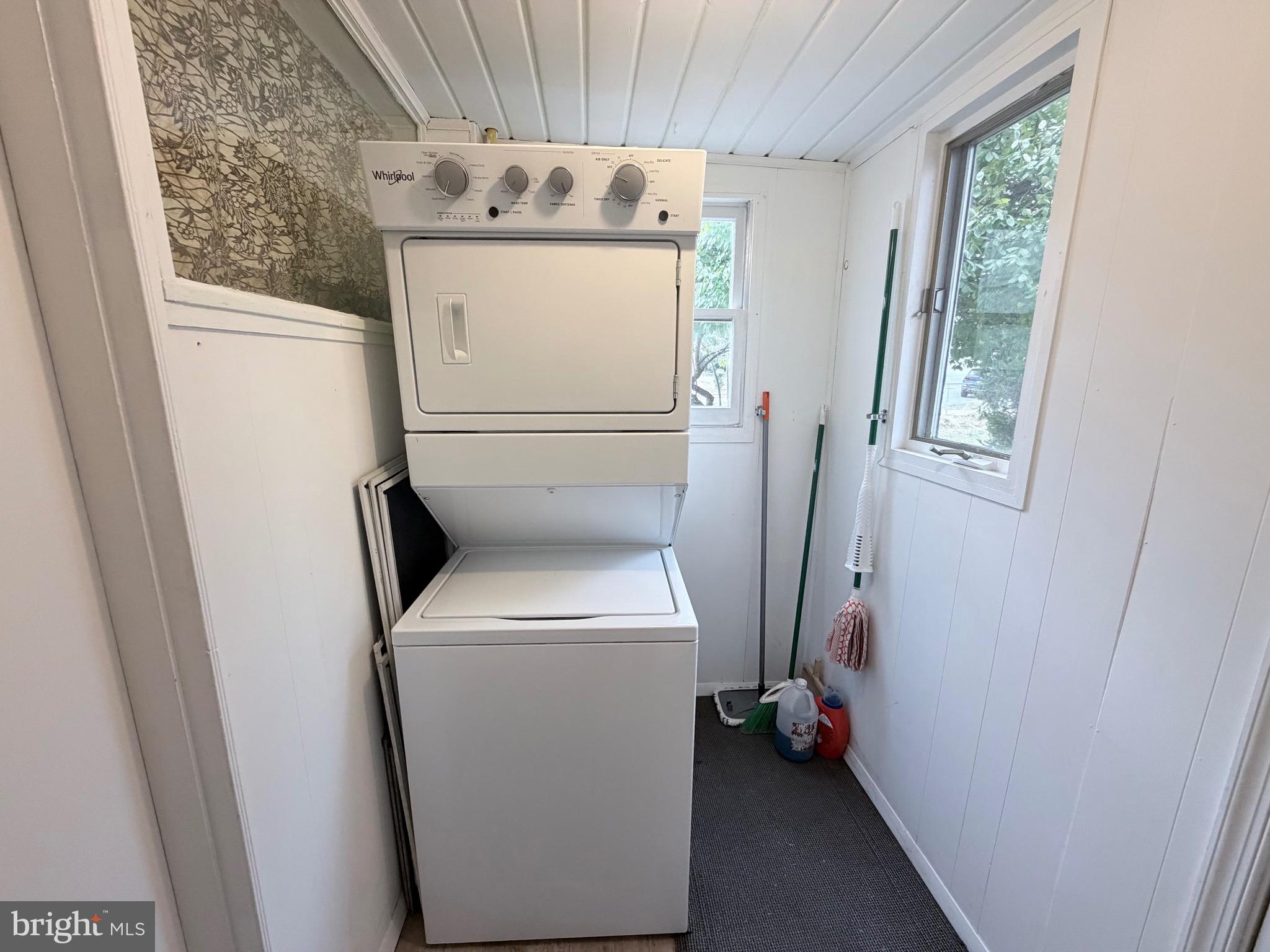 2207 Luzerne Avenue Silver Spring, MD 20910 - Photo 30 of 39 a utility room with dryer and washer