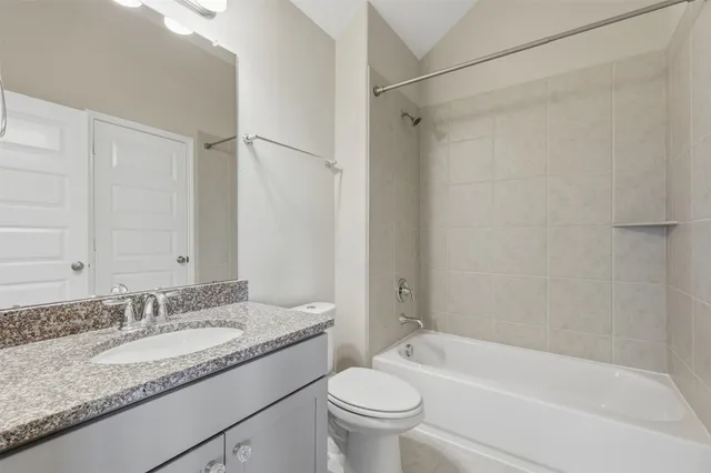 $650,000 | 2207 Silver Canyon Lane, Richmond, TX 77469