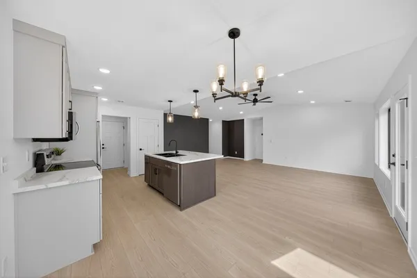 $399,000 | 1420 Sunrise Drive Southeast, Rochester, MN 55904