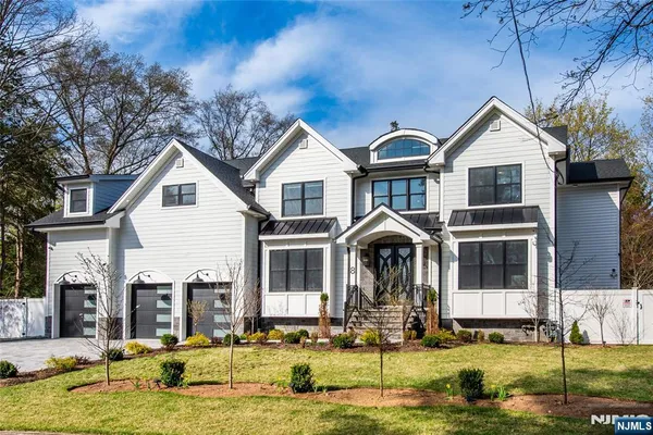 $2,999,000 | 8 Broad Street, Demarest, NJ 07627