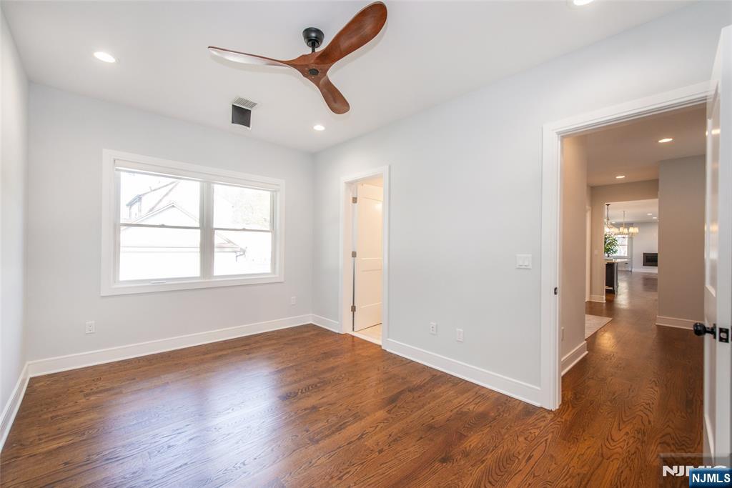 8 Broad Street Demarest, NJ 07627 - Photo 17 of 50