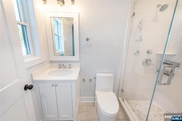$2,999,000 | 8 Broad Street, Demarest, NJ 07627
