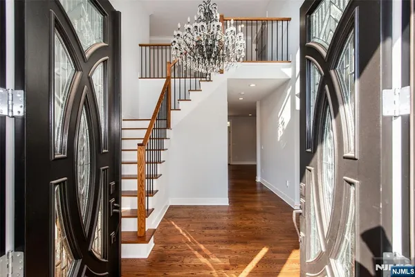 $2,999,000 | 8 Broad Street, Demarest, NJ 07627