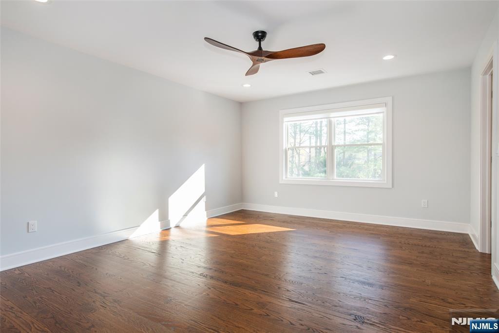 8 Broad Street Demarest, NJ 07627 - Photo 26 of 50