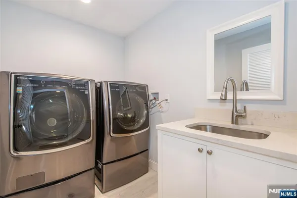 $2,999,000 | 8 Broad Street, Demarest, NJ 07627
