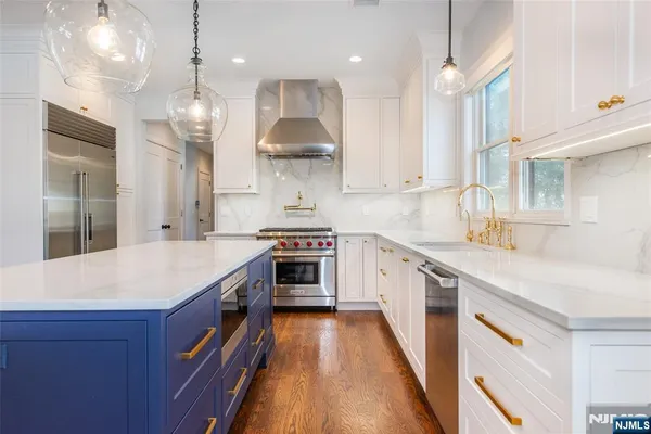 $2,999,000 | 8 Broad Street, Demarest, NJ 07627